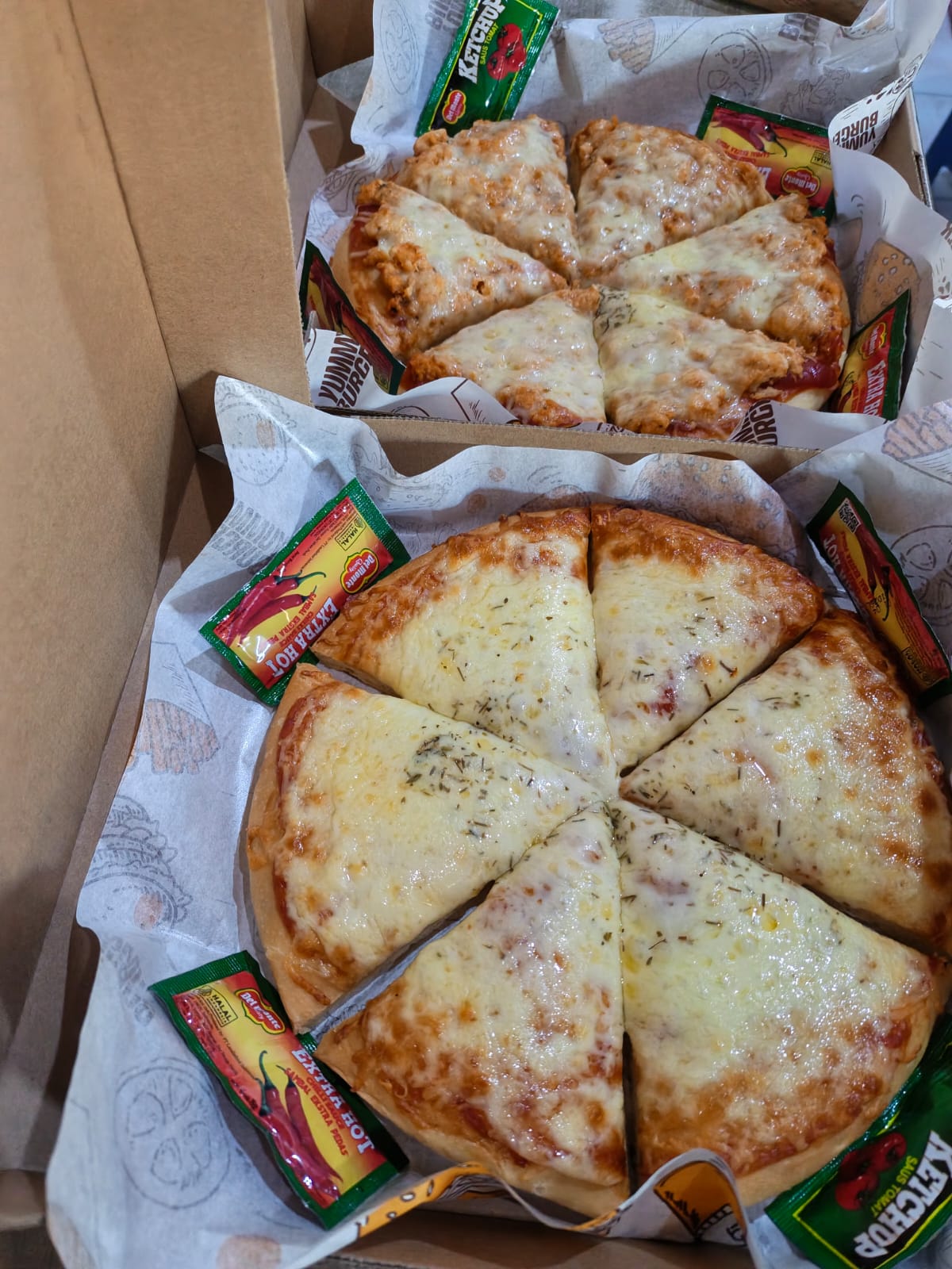 Pizza Mozzarella Ayam